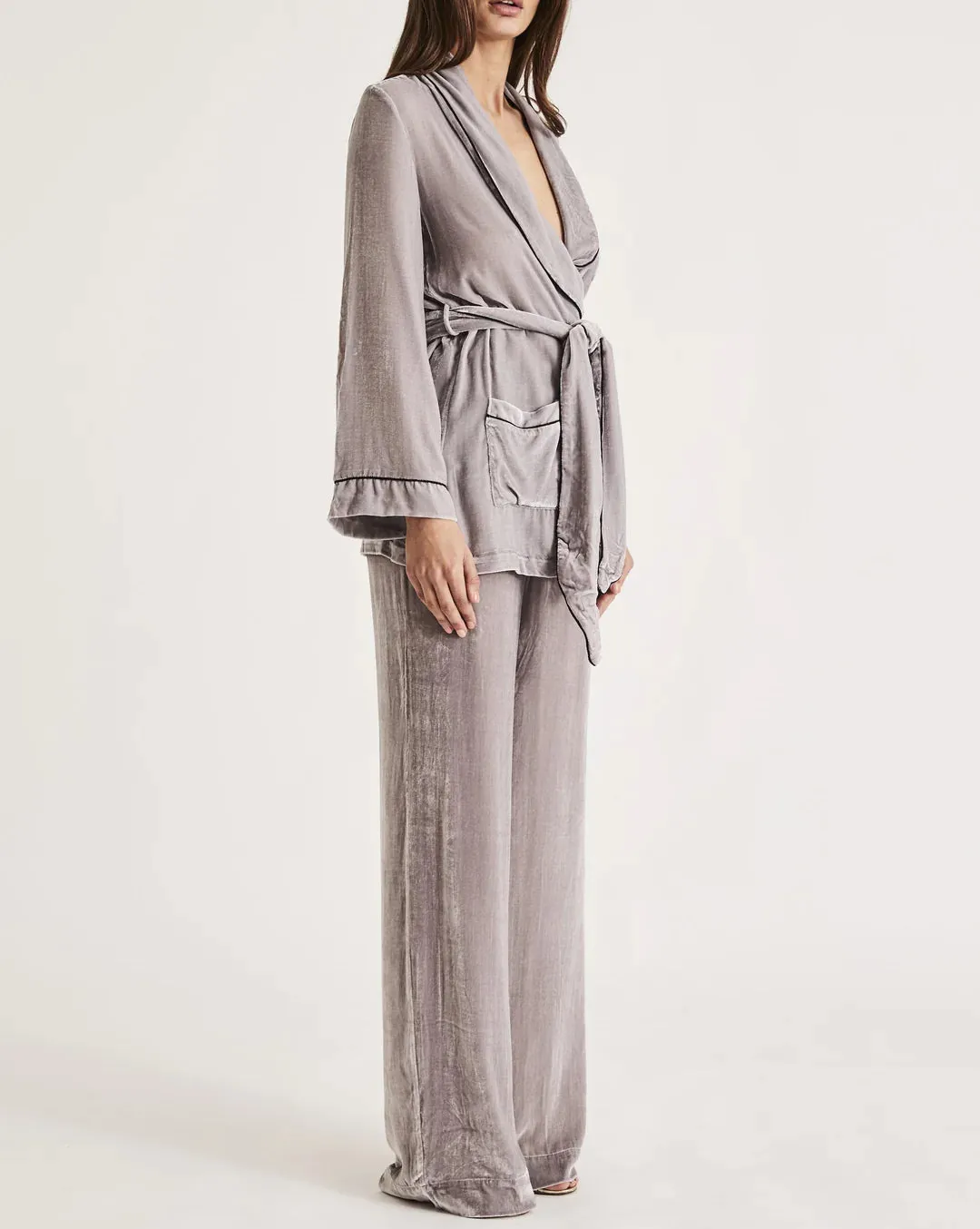 Bon Vivant Robe - Platinum