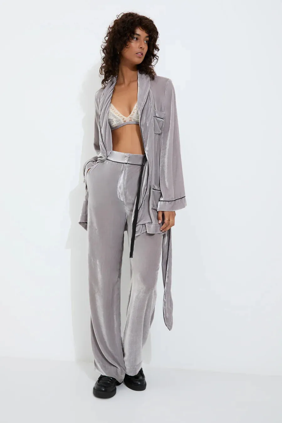 Bon Vivant Robe - Platinum