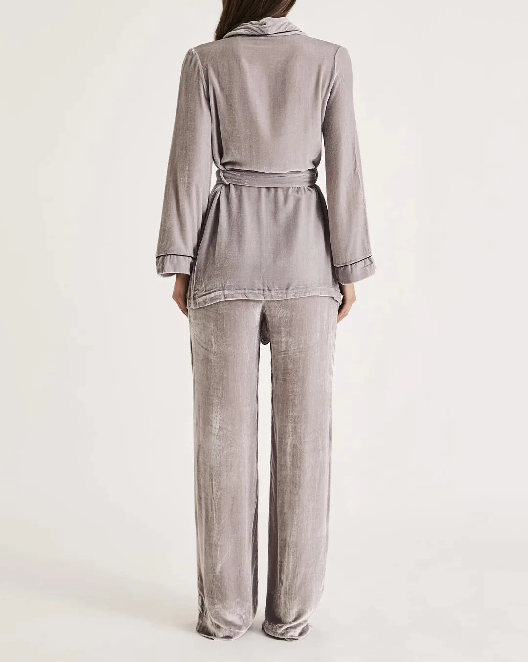 Bon Vivant Robe - Platinum