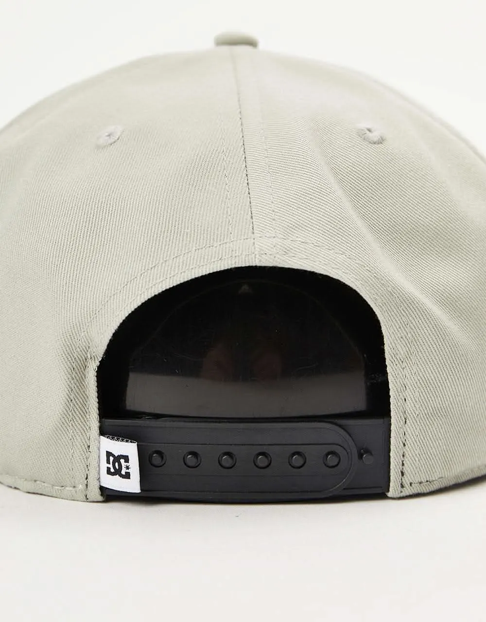 DC Sureshot Snapback Cap - Overcast