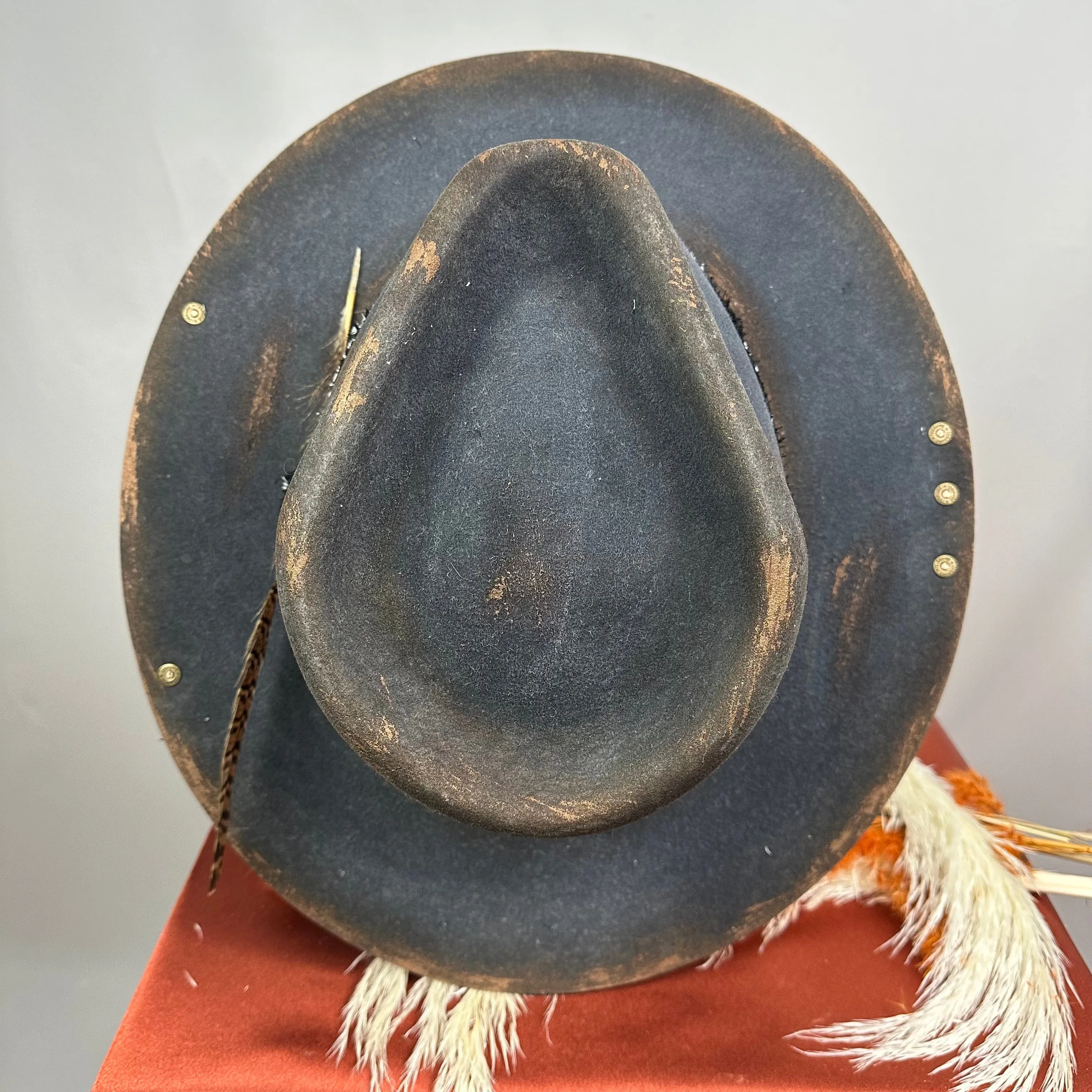 Distressed Fedora Black Short Brim