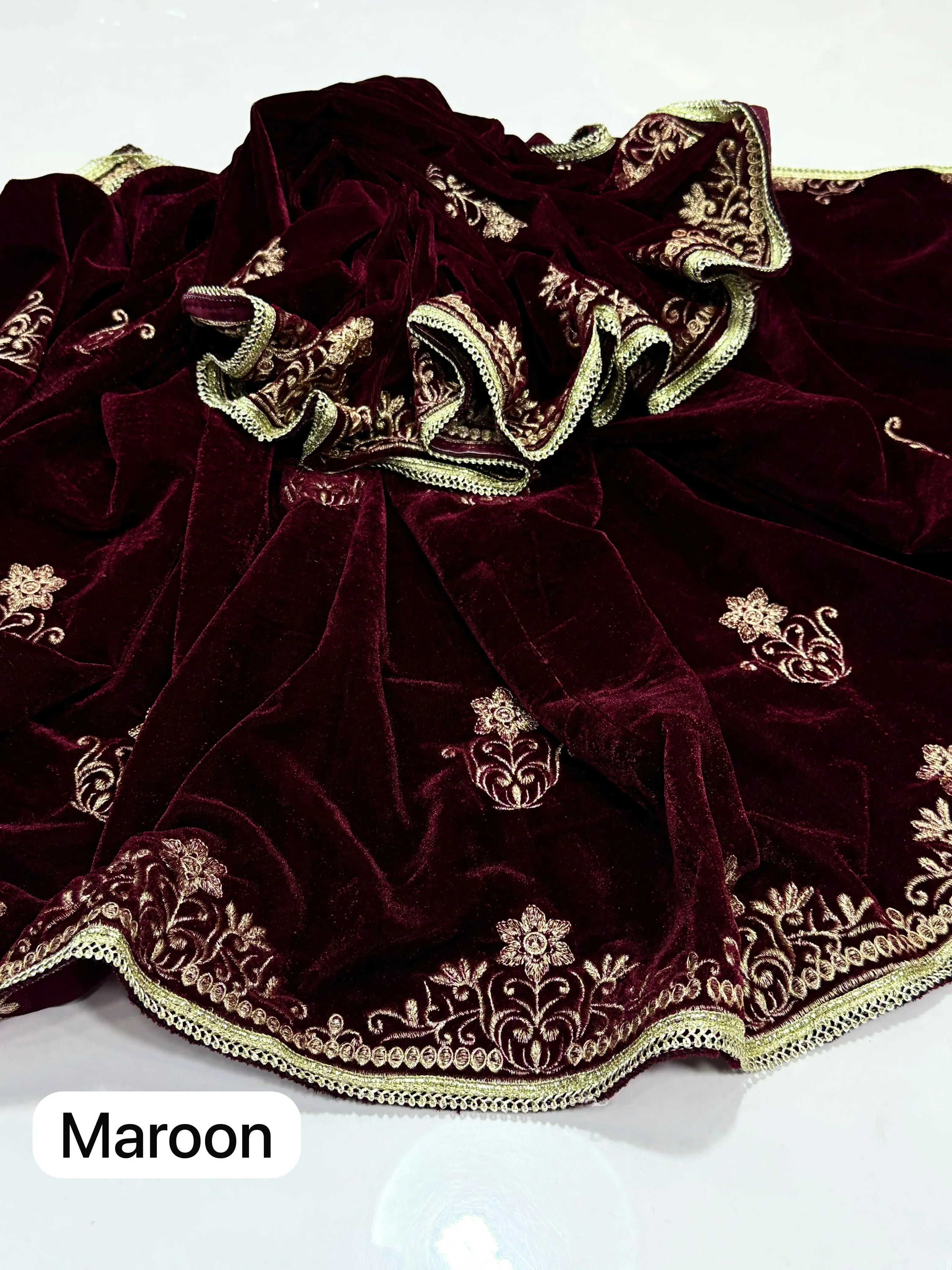 Elegant And Beautiful Velvet Shawl Maroon