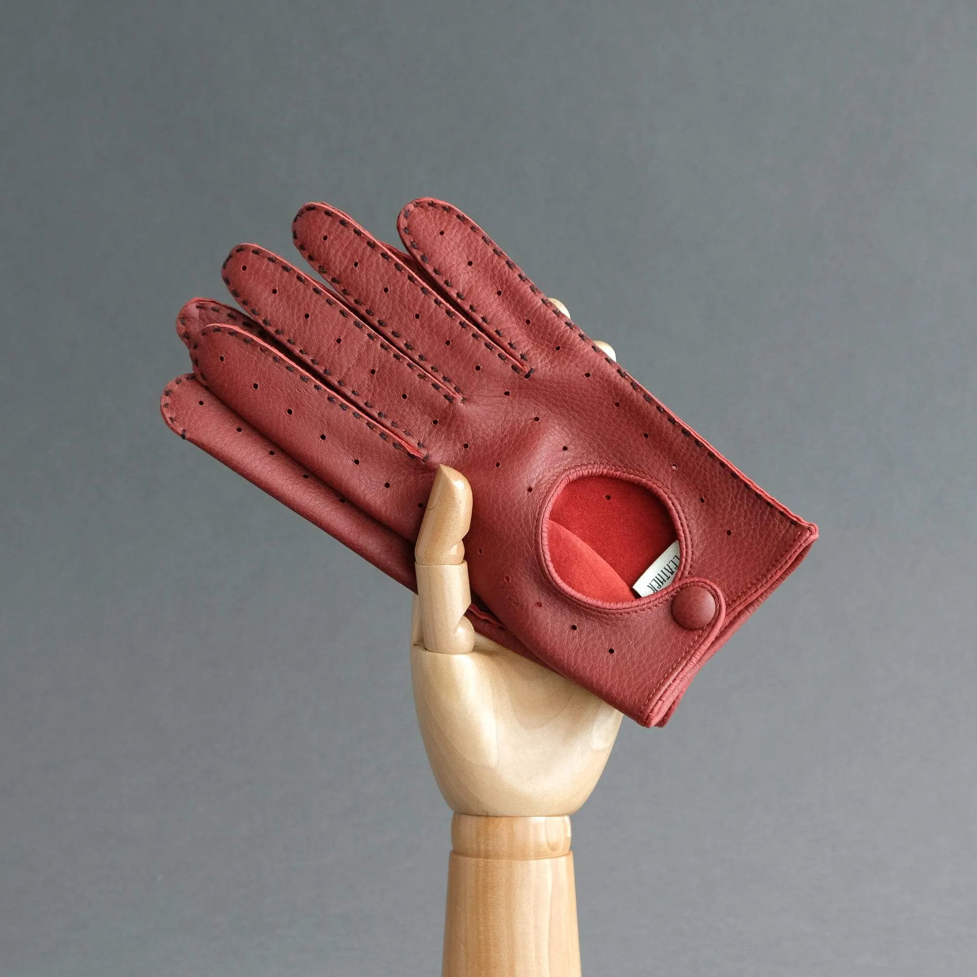 Gentlemen's Unlined Driving Gloves from Red Deerskin