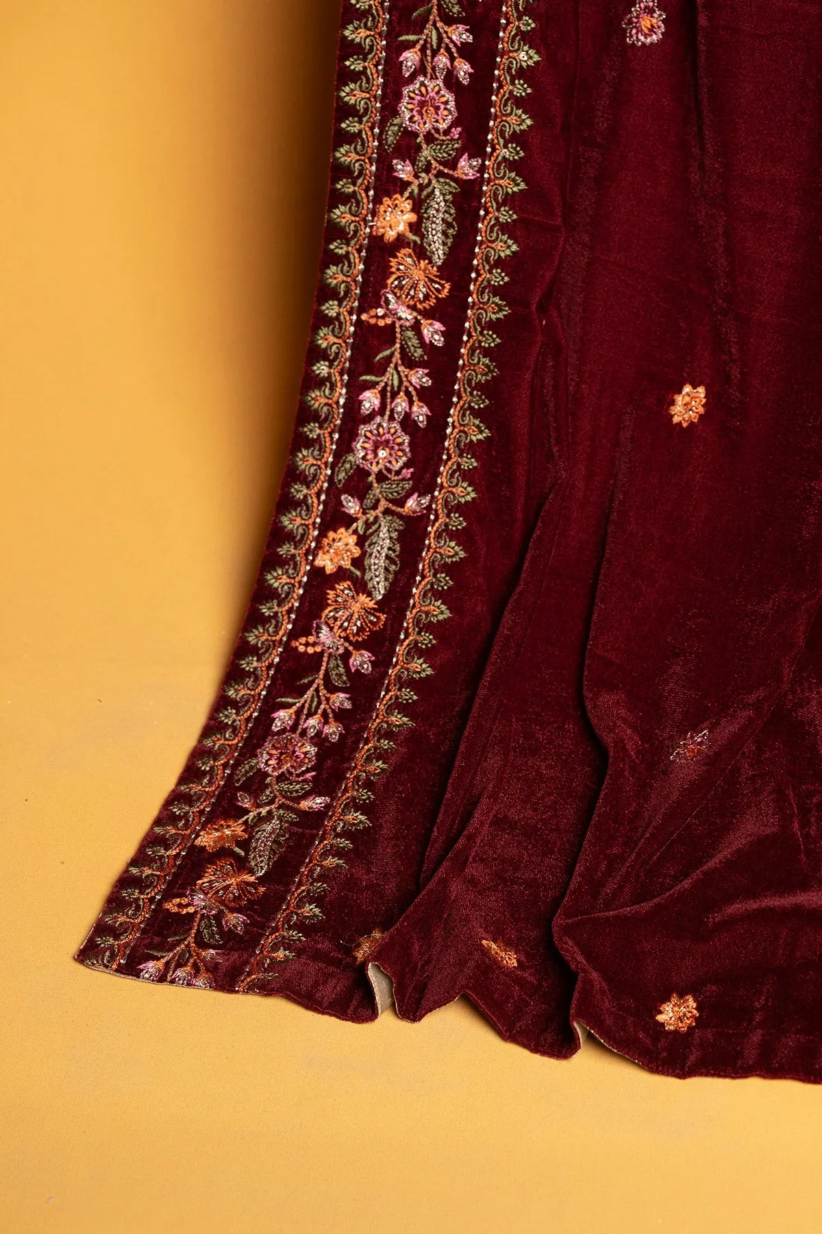 Women's "CALIE" Velvet Embroidered Shawl
